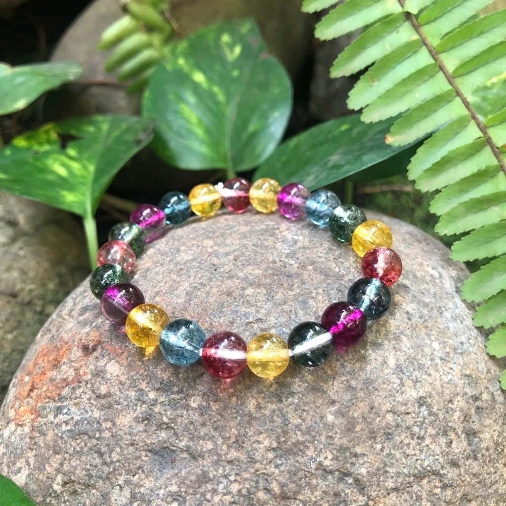 Vòng Tay Đá Ưu Linh Ngũ Sắc – Năng Lượng Tự Nhiên, Hút Tài Lộc & Bình An